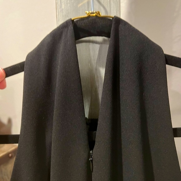 071. David Warren Gold Chocker Halter Dress SP EUC - Picture 3 of 10